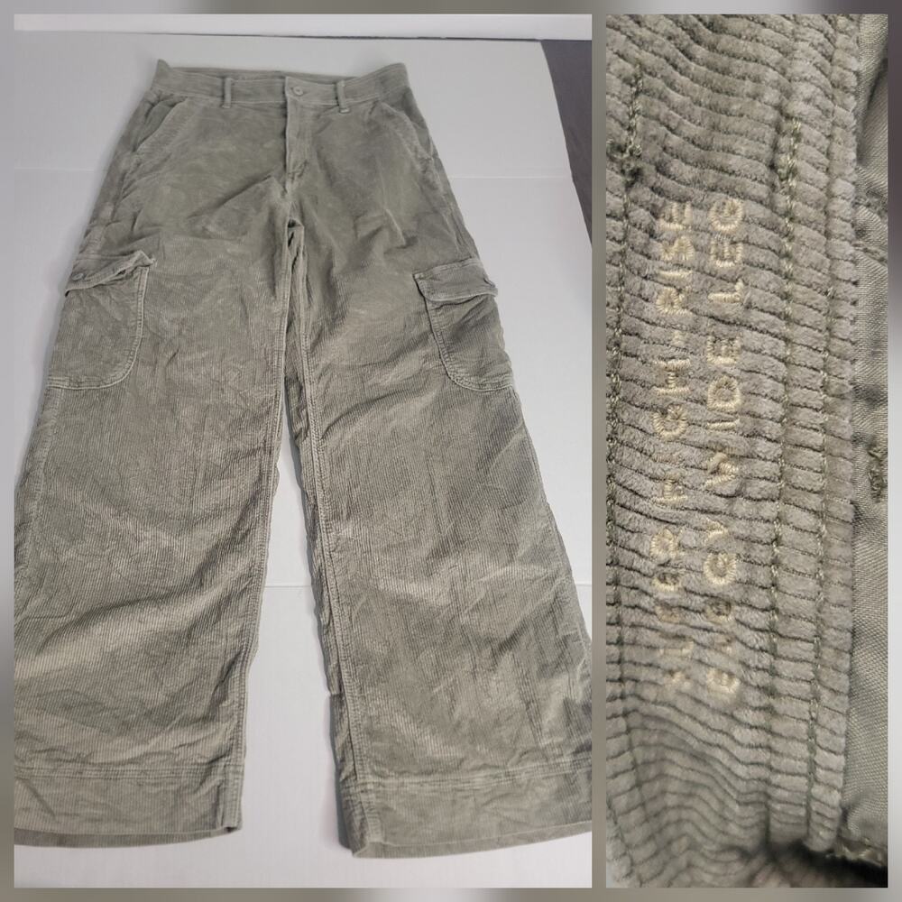 AMERICAN EAGLE Pants SZ 6 Super High Rise Baggy Wide Leg Cargo Drapey Corduroy